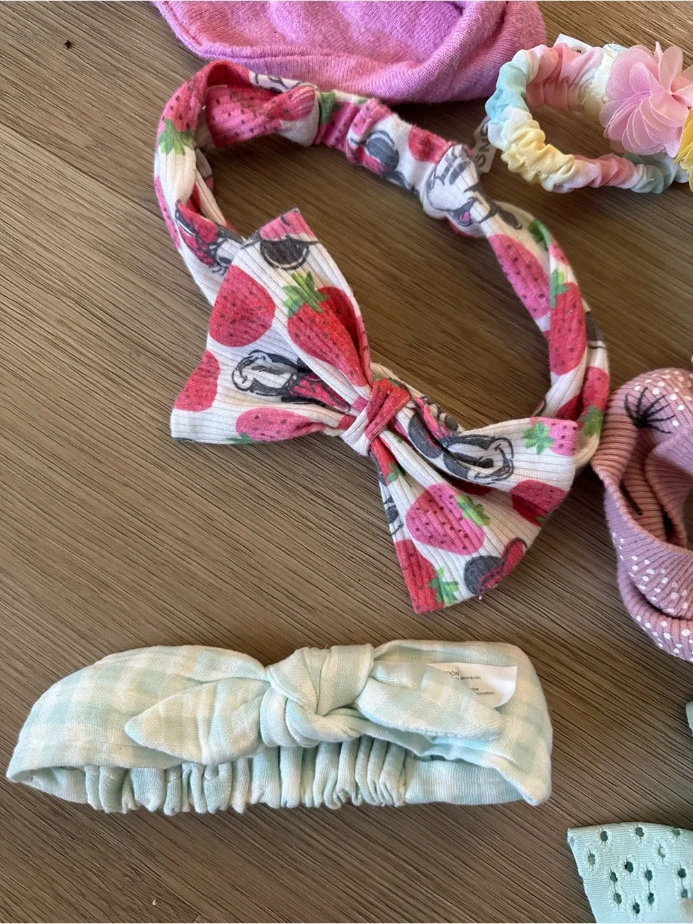 Girls' Mixed Pastel Hair Accessories Set - Pink, Black, Cream, Mint